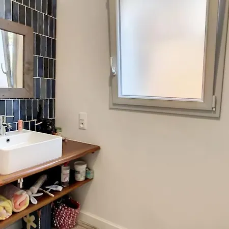 Tres Belle D'architecte A 30 M De La * 安德诺莱斯贝恩