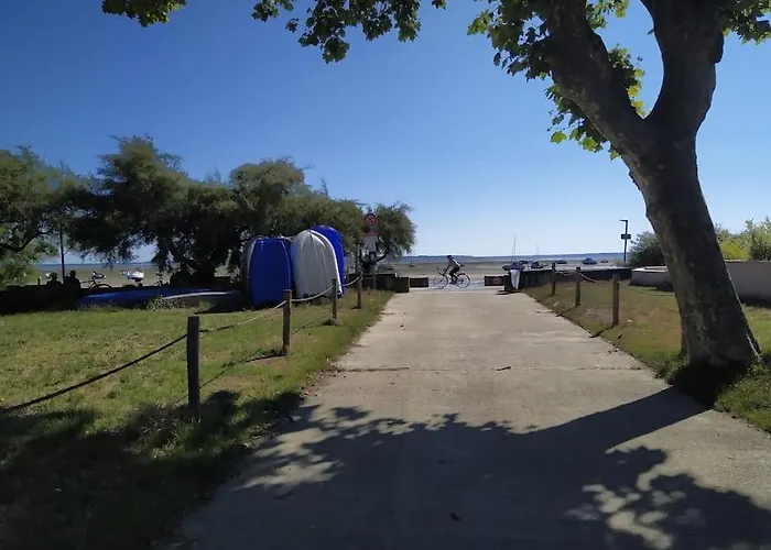 Tres Belle D'architecte A 30 M De La